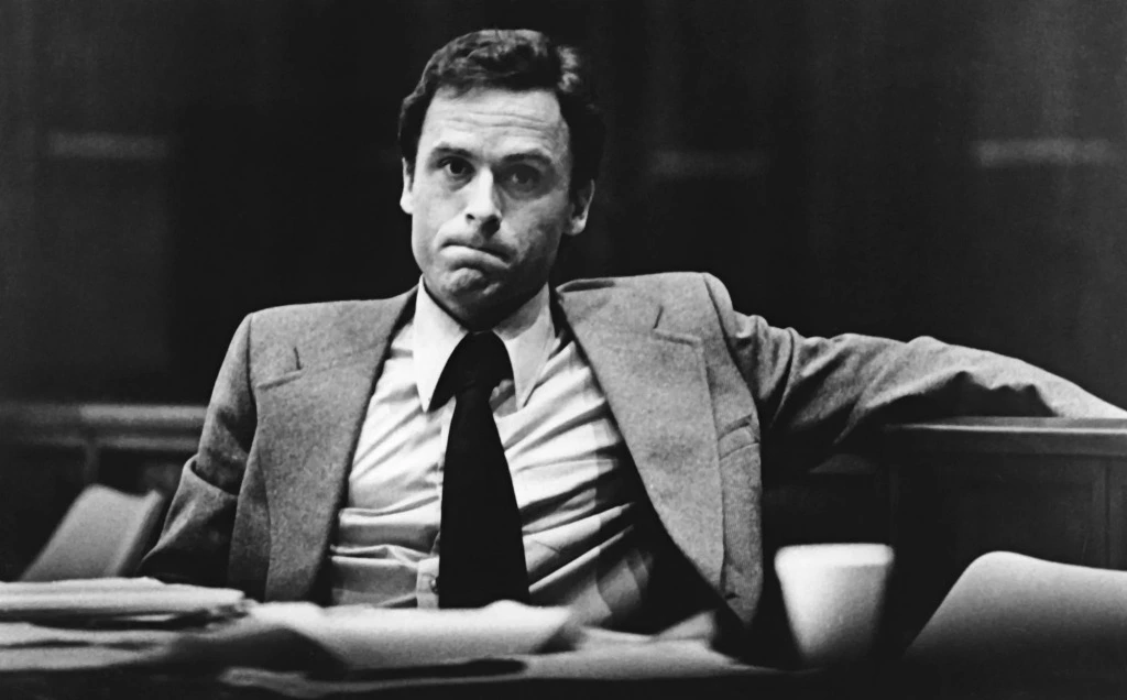 Ted Bundy: El ególatra encantador que usó el carisma como arma letal